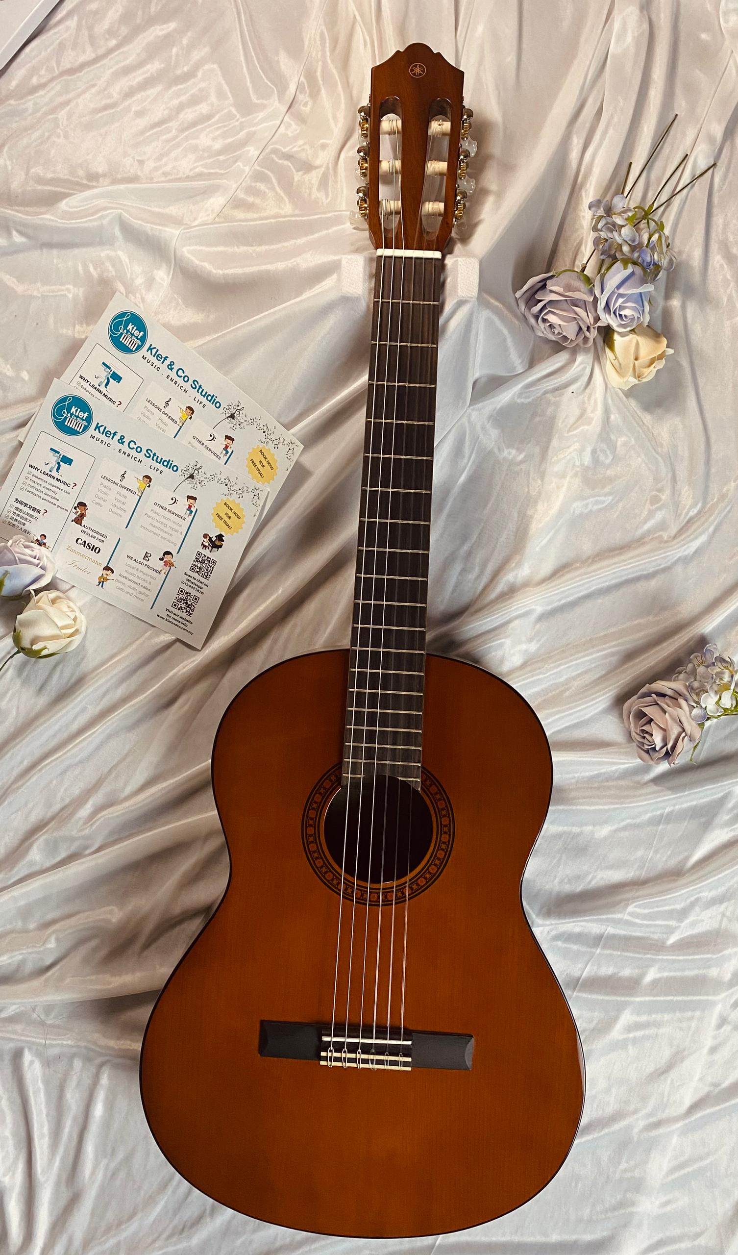 YAMAHA CS40 3/4 Classical Junior Guitar